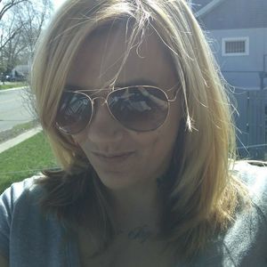 Meet your Posher, Brandi